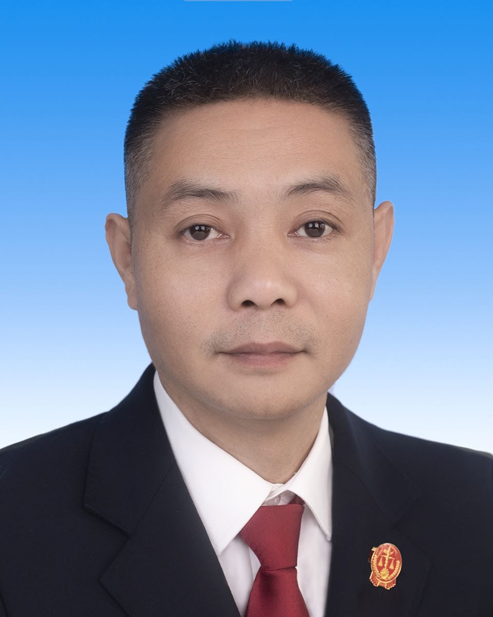 罗军.jpg